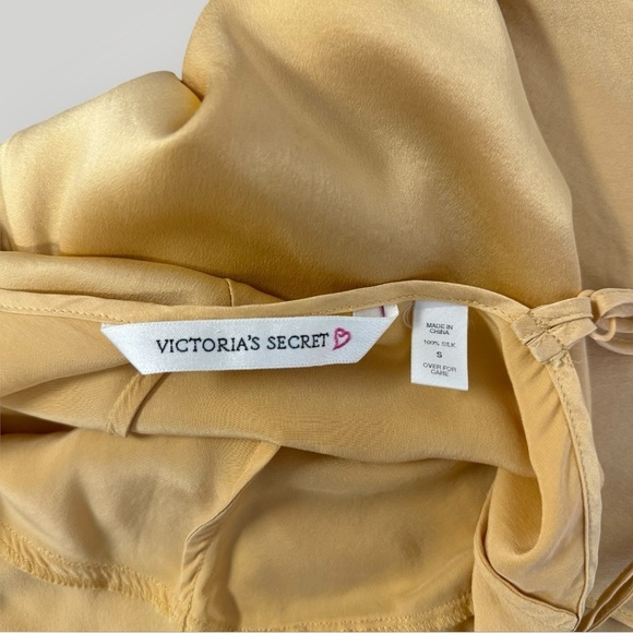 Victoria’s Secret 100% Silk Slip Sz S - Picture 4 of 9